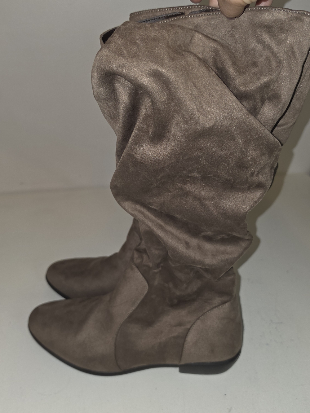 Comfortview Brown suede knee-high boots with a boho vibe, size US 11 #boho #west